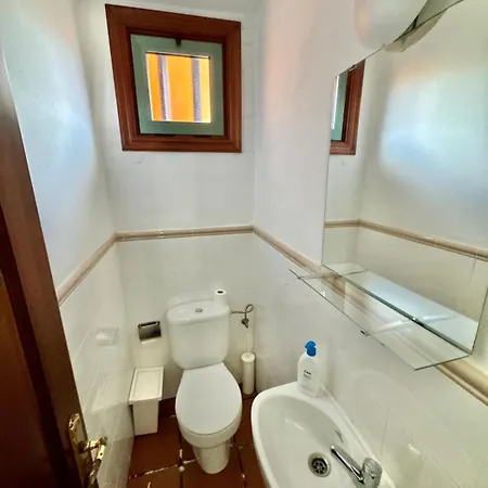 بيت للعطل Rocket House